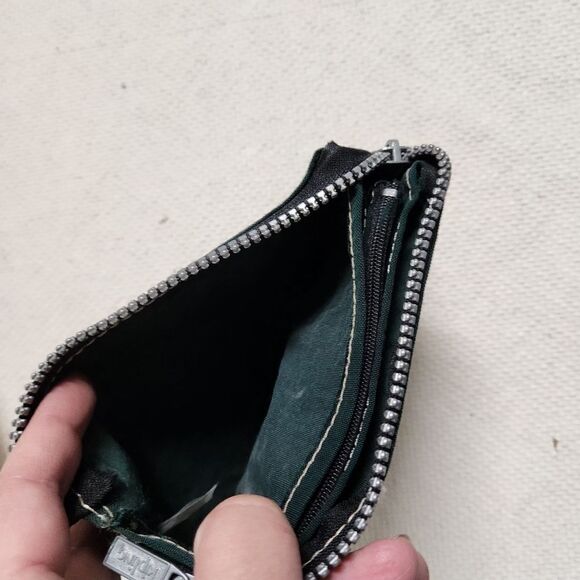 Kipling multi pocket wristlet green - Picture 4 of 10